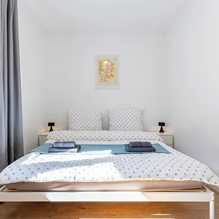 Levicka - 6 * Bratislava